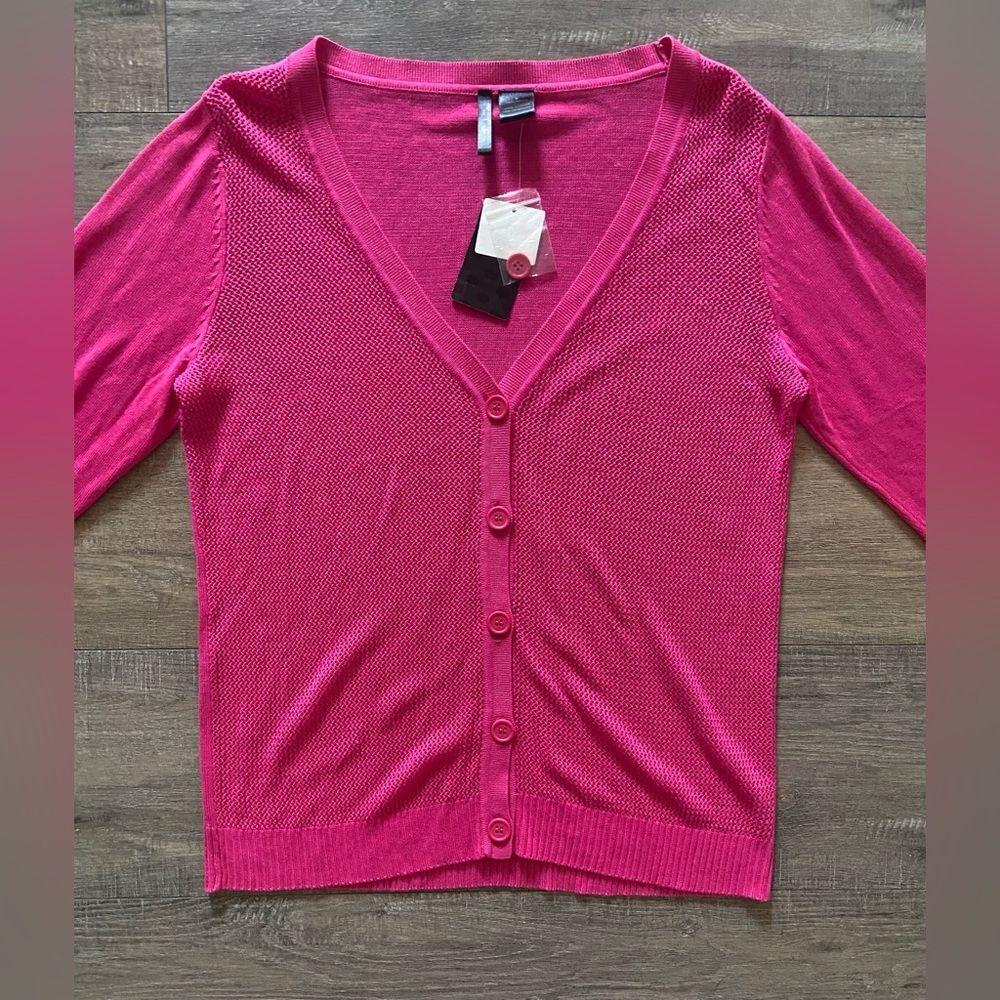 Nue Options NWT women’s size medium (8-10) bright pink fishnet pattern cardigan - Picture 2 of 9